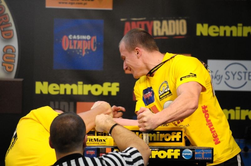 Nemiroff 2009 Day 2 Right Hand