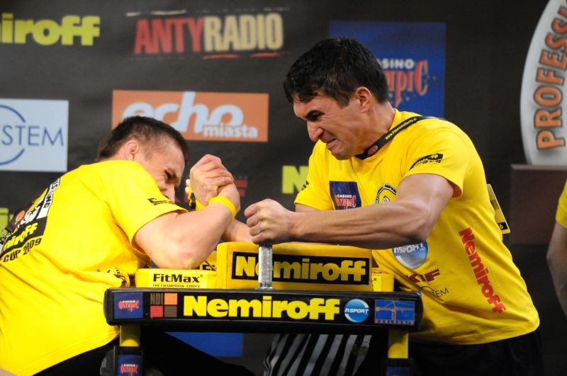 Nemiroff 2009 Day 2 Right Hand