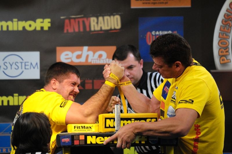 Nemiroff 2009 Day 2 Right Hand