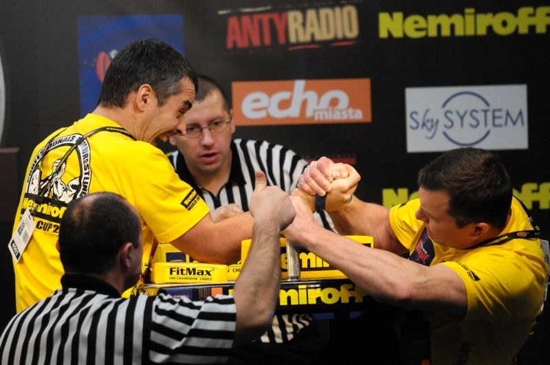 Nemiroff 2009 Day 2 Right Hand