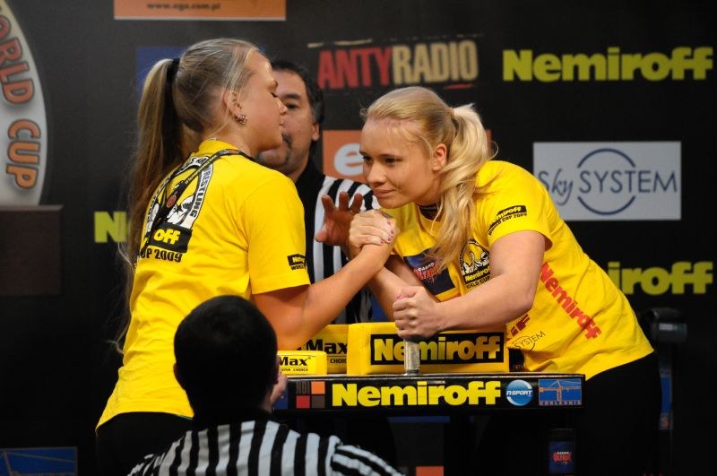 Nemiroff 2009 Day 2 Right Hand