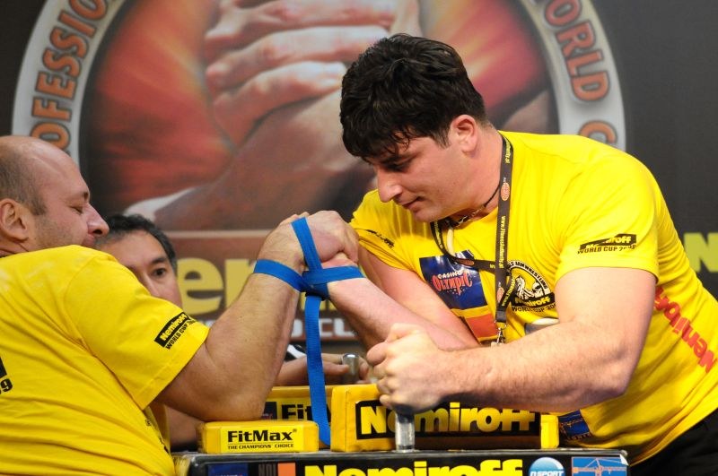 Nemiroff 2009 Day 2 Right Hand