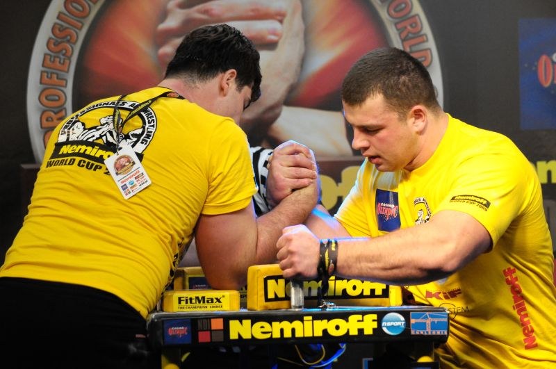 Nemiroff 2009 Day 2 Right Hand