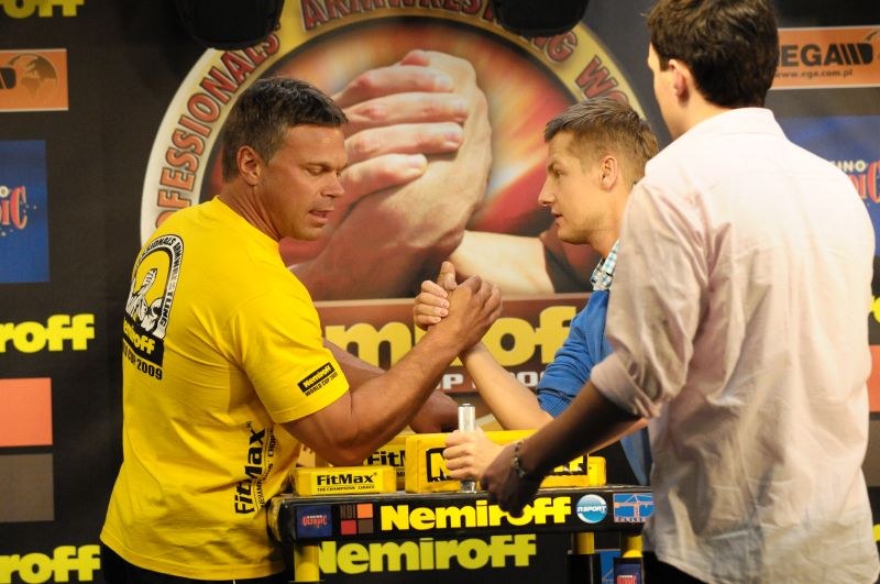 Nemiroff 2009 Day 2 Right Hand