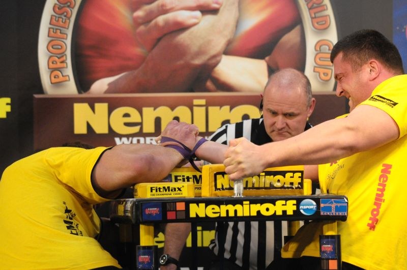 Nemiroff 2009 Day 2 Right Hand