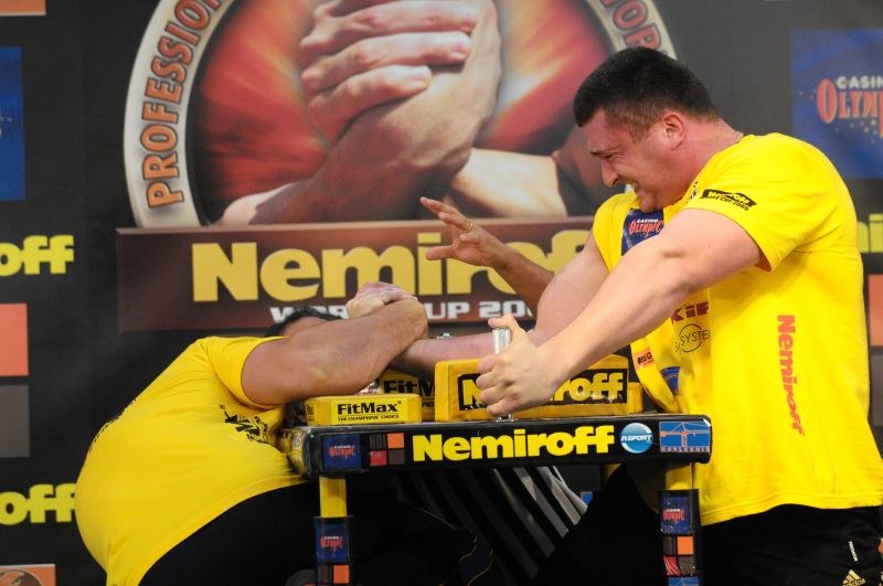 Nemiroff 2009 Day 2 Right Hand