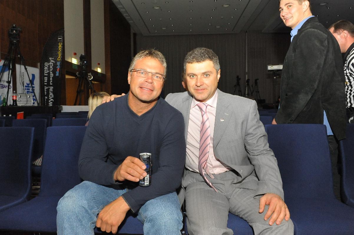 Nemiroff 2010 Left Hand