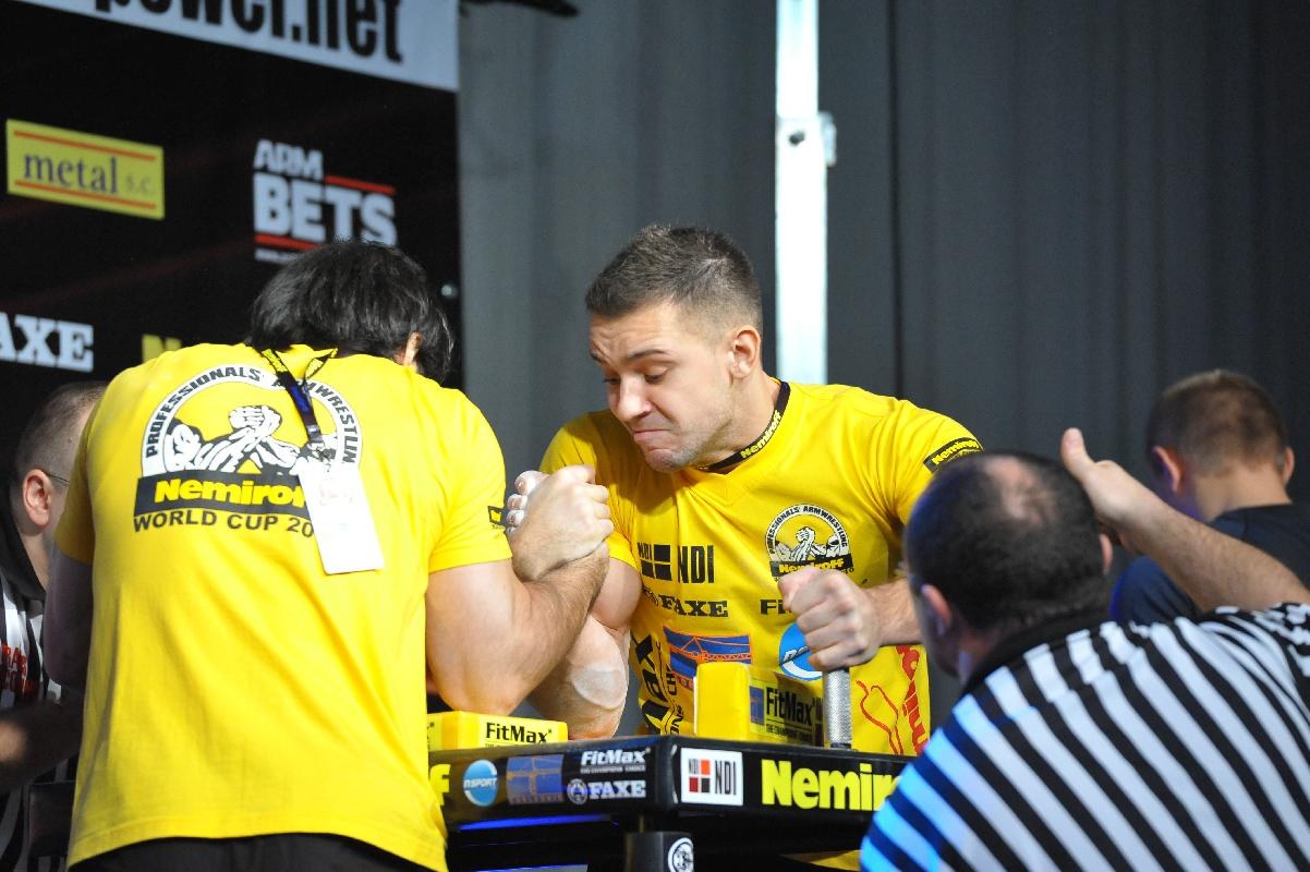 Nemiroff 2010 Right Hand