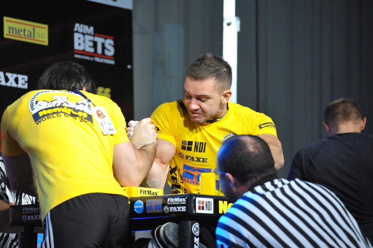 Nemiroff 2010 Right Hand