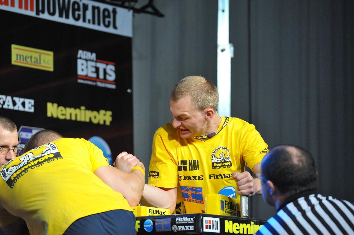 Nemiroff 2010 Right Hand