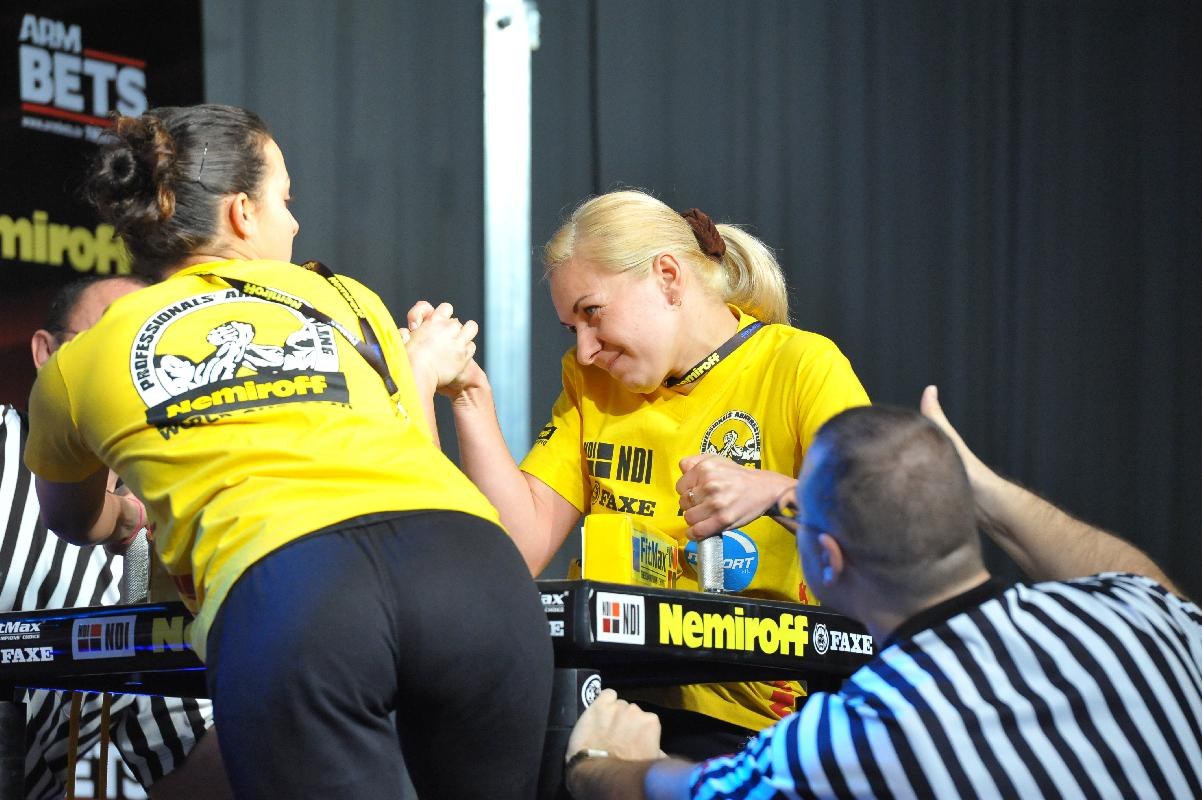 Nemiroff 2010 Right Hand