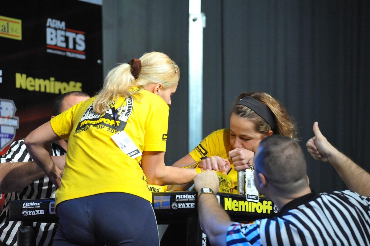 Nemiroff 2010 Right Hand