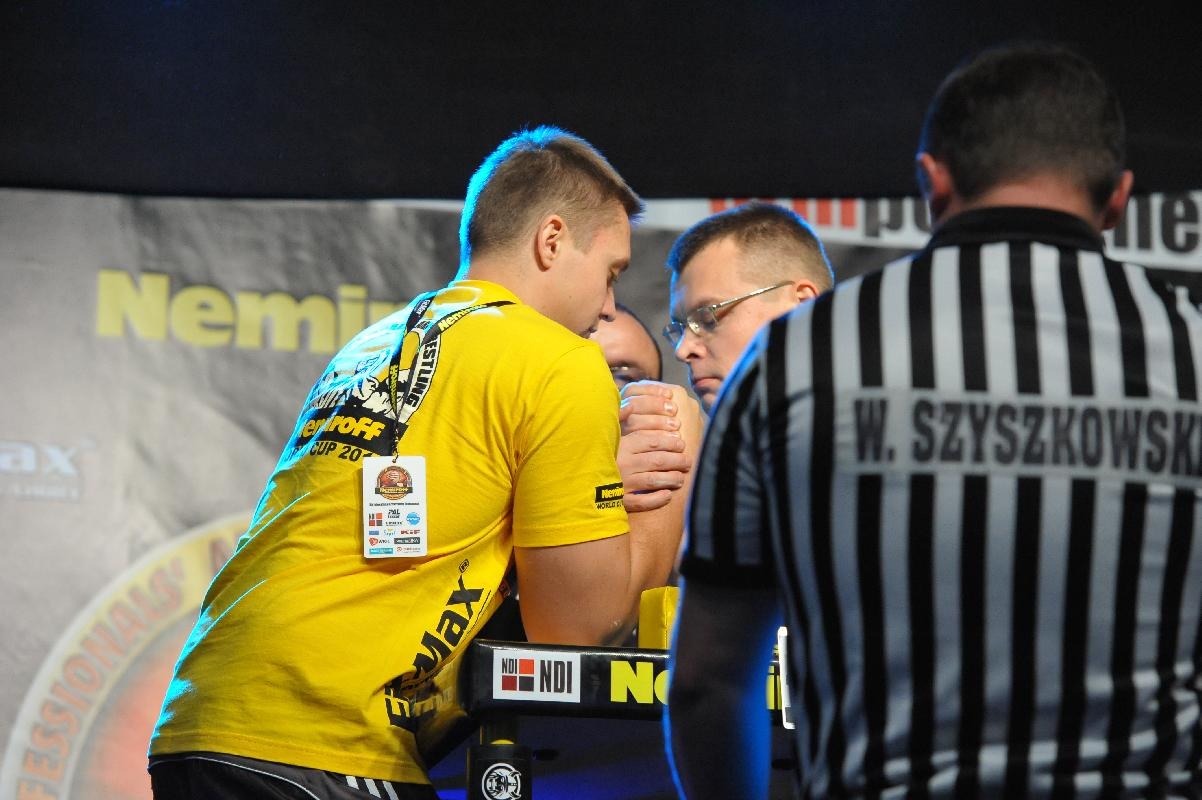 Nemiroff 2010 Right Hand