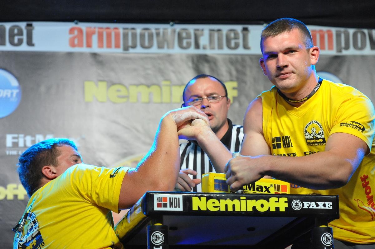 Nemiroff 2010 Right Hand