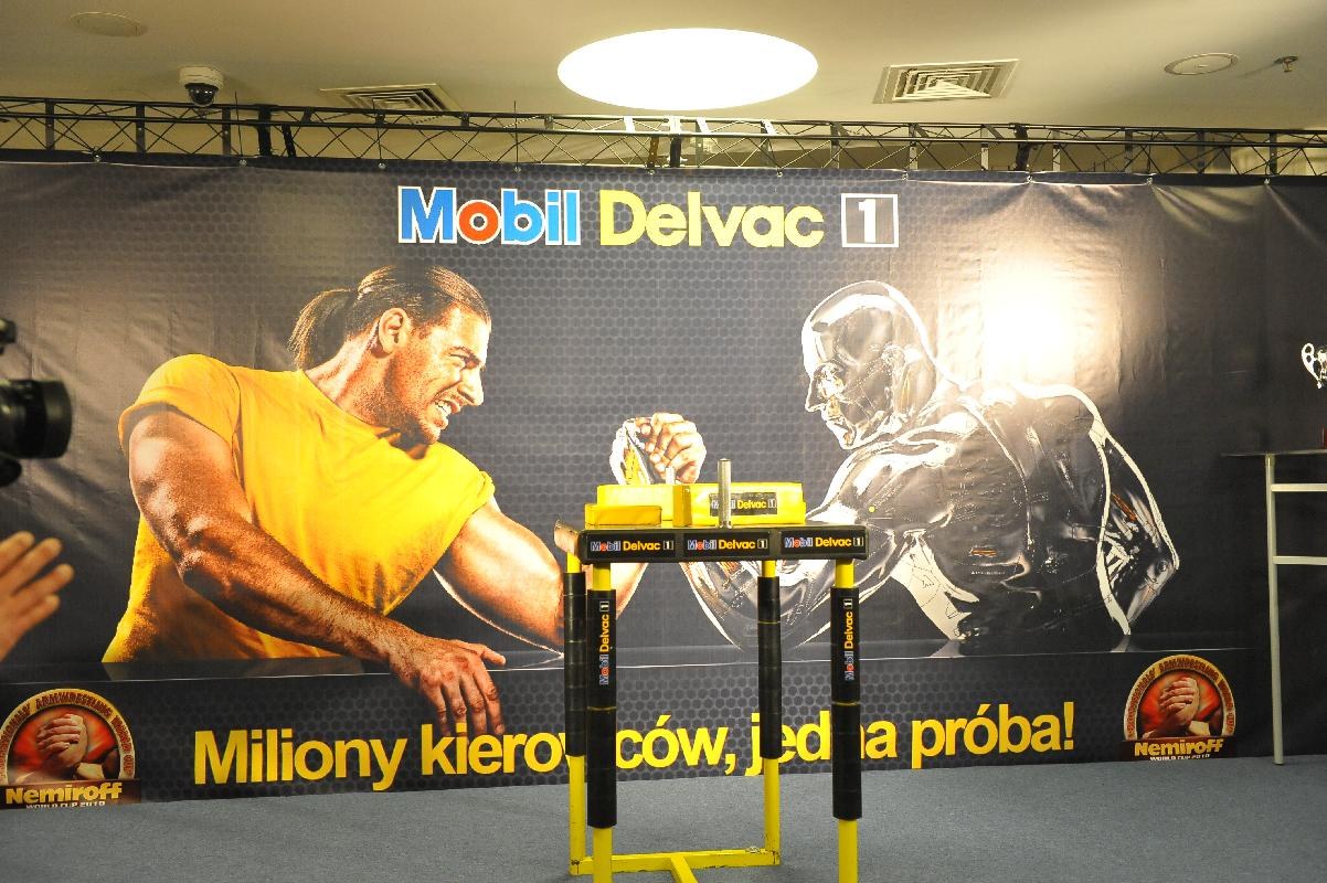 Nemiroff 2010 Right Hand