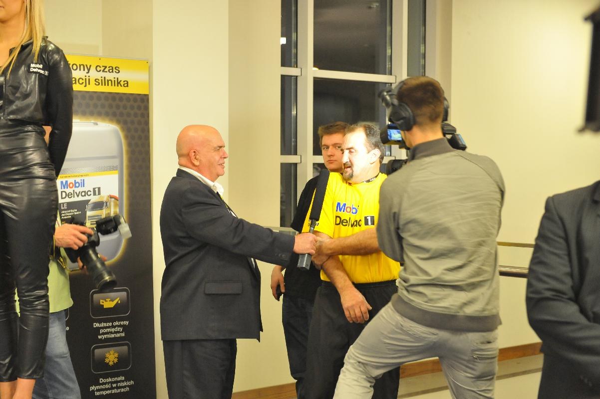 Nemiroff 2010 Right Hand