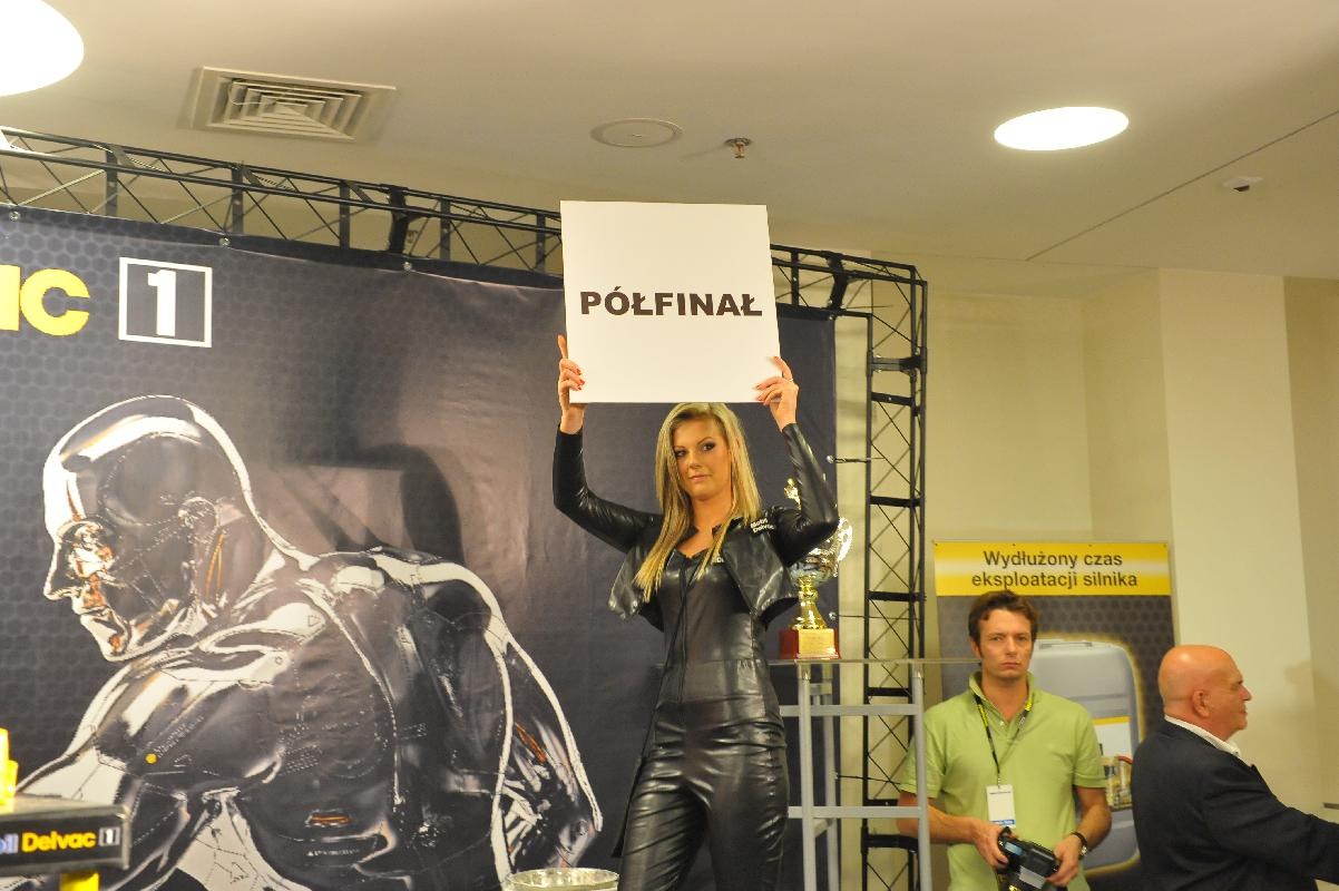 Nemiroff 2010 Right Hand