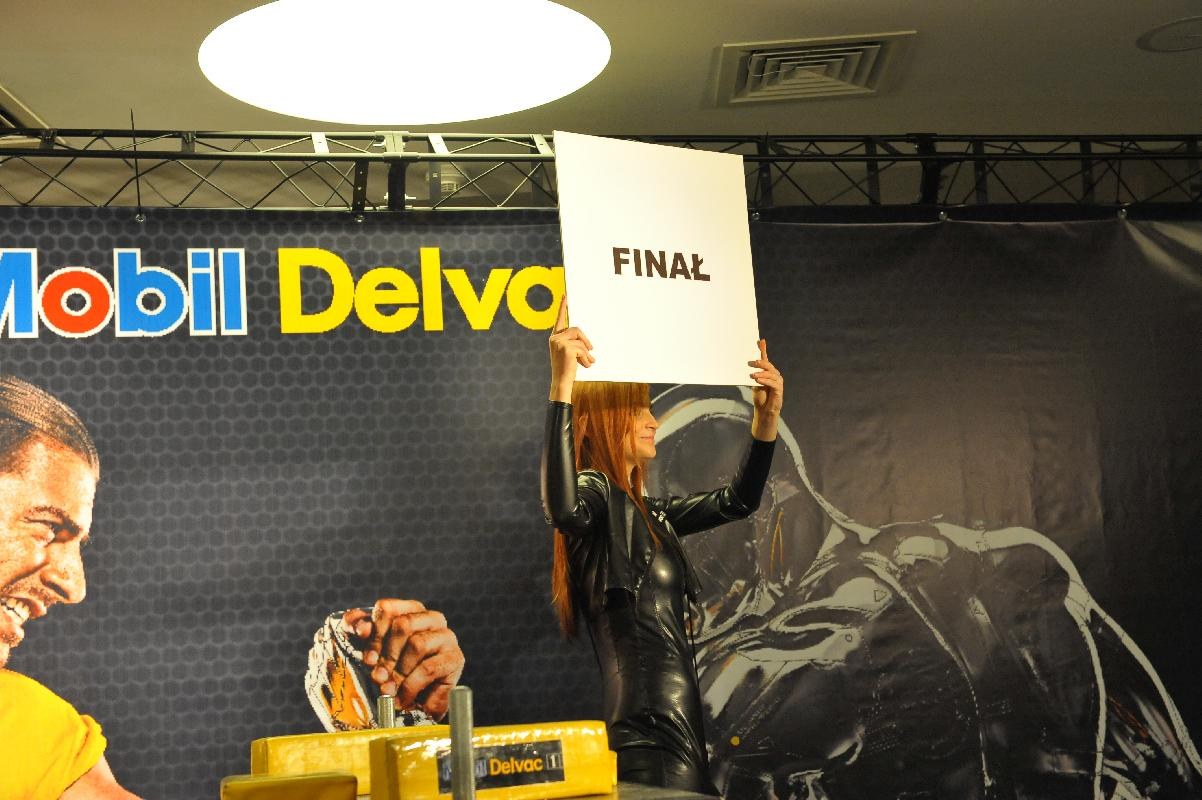 Nemiroff 2010 Right Hand