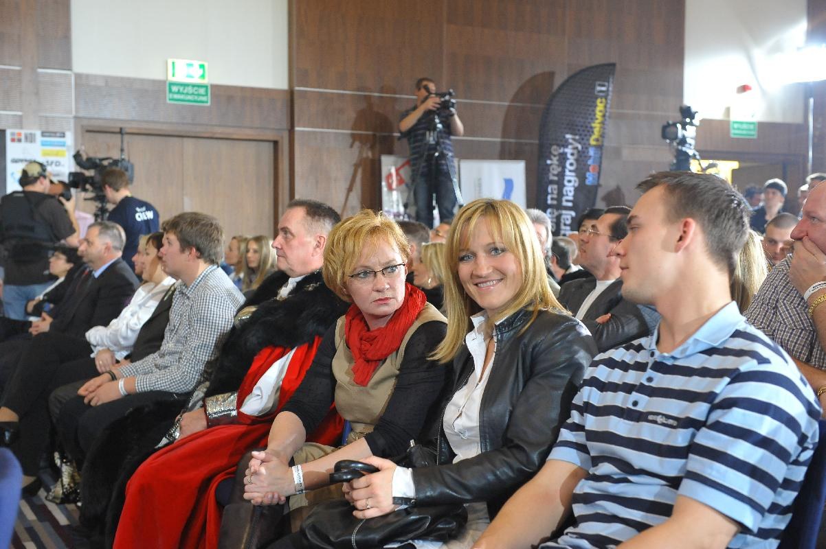 Nemiroff 2010 Right Hand