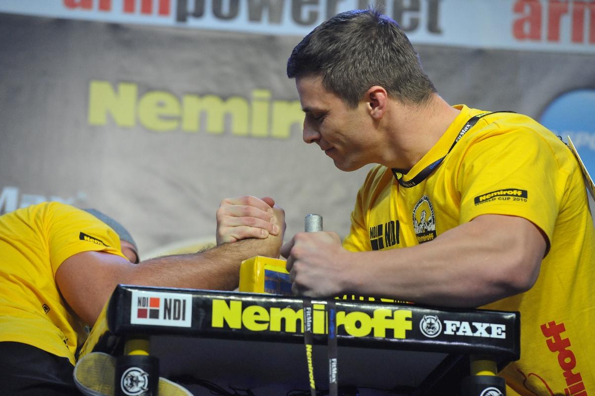 Nemiroff 2010 Right Hand