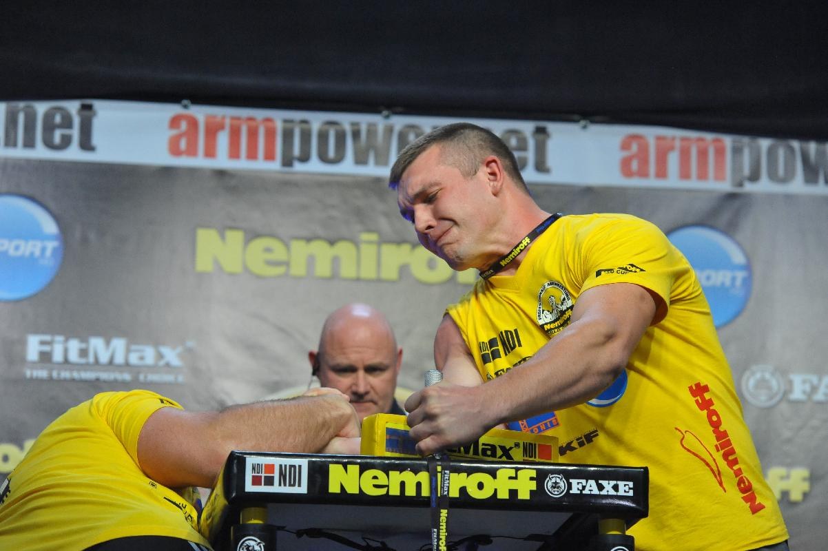 Nemiroff 2010 Right Hand