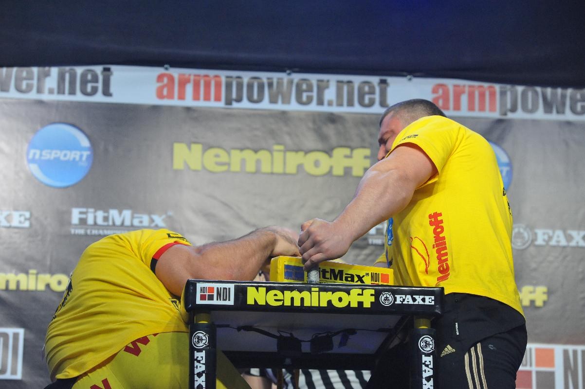 Nemiroff 2010 Right Hand