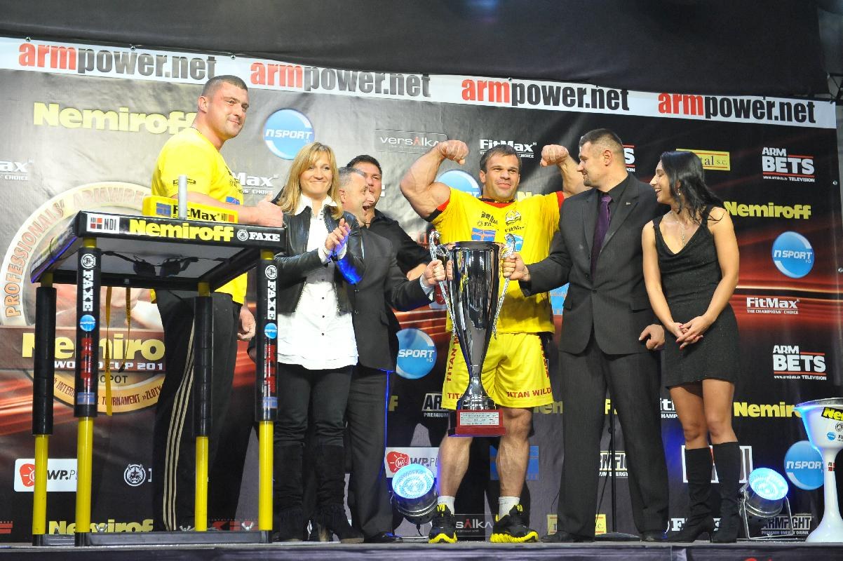 Nemiroff 2010 Right Hand