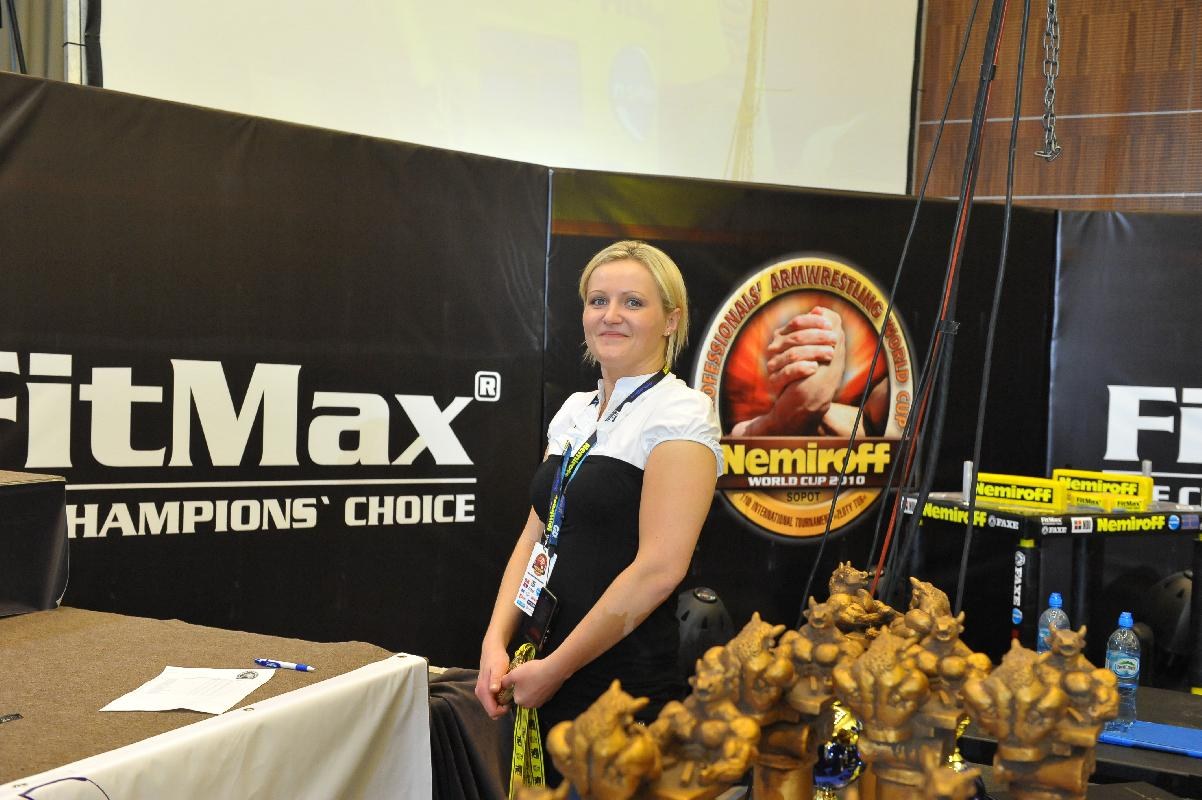 Nemiroff 2010 Right Hand