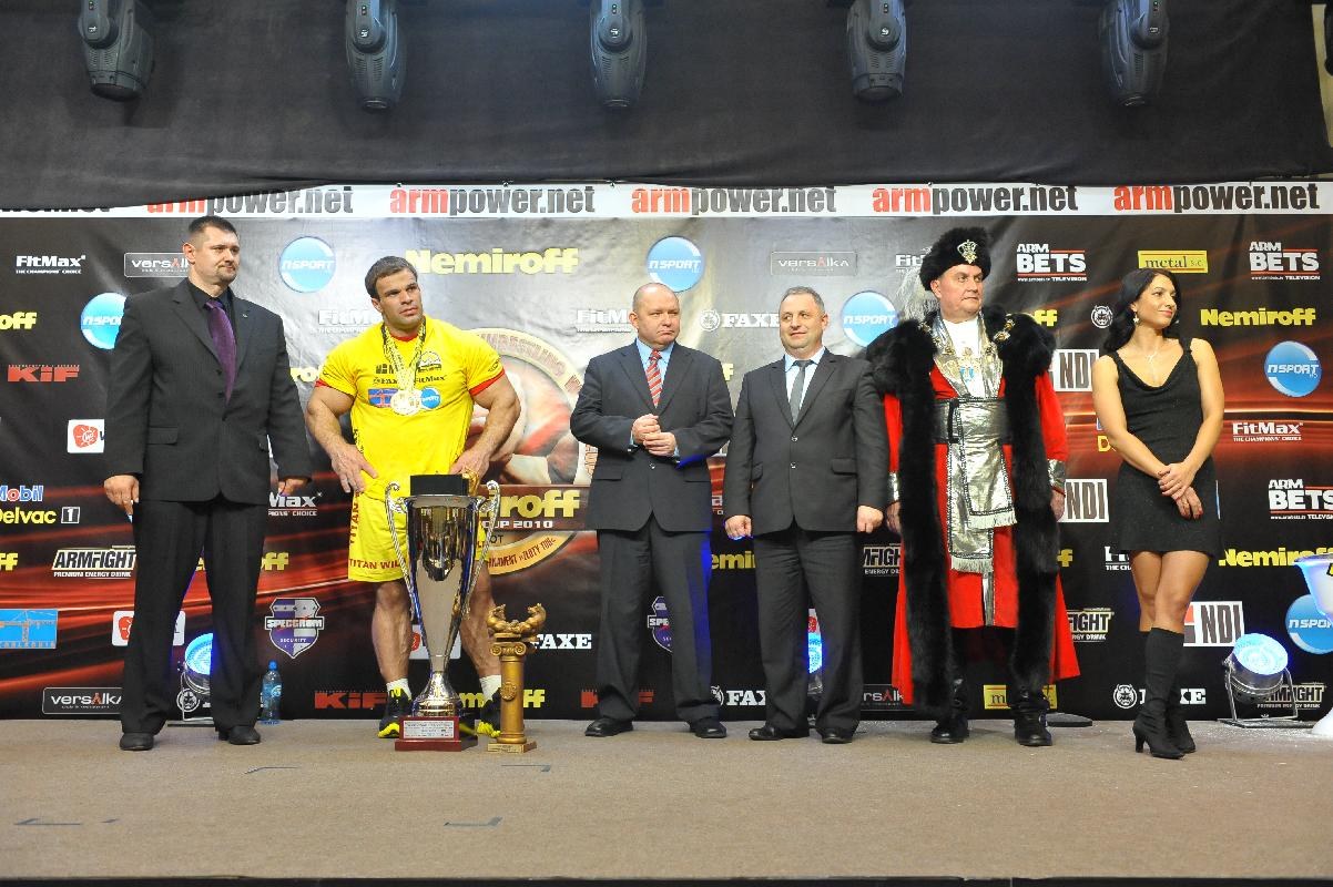 Nemiroff 2010 Right Hand