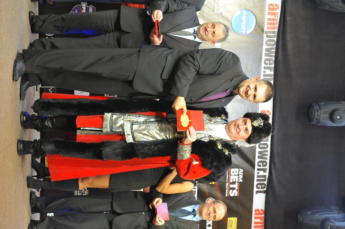 Nemiroff 2010 Right Hand