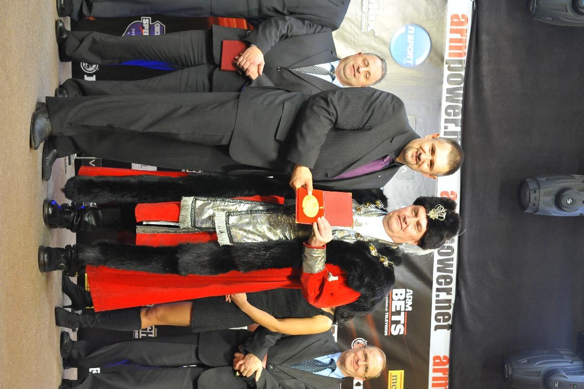 Nemiroff 2010 Right Hand