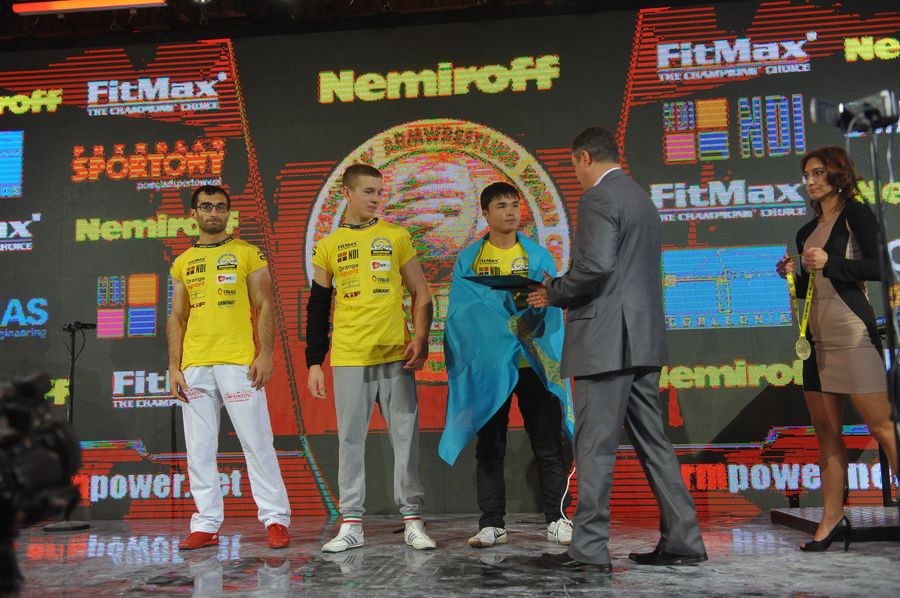 Nemiroff 2012 Left Hand