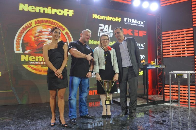 Nemiroff 2012 Right Hand