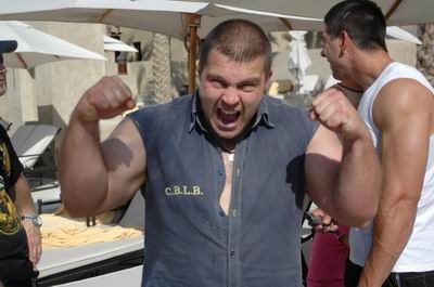 Vendetta In Dubai Preparing