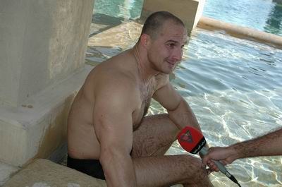 Vendetta In Dubai Preparing