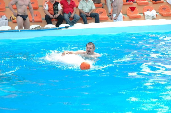 Vendetta Yalta Swimming Pool