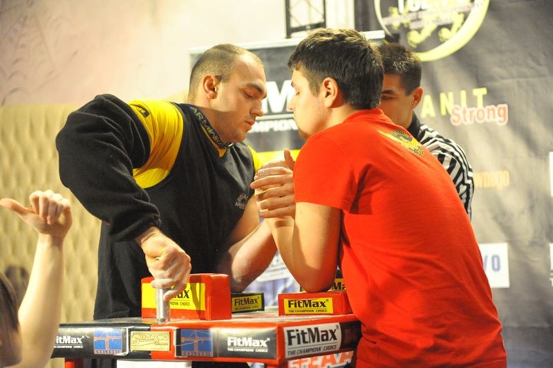 XII Puchar Polski W Armwrestlingu Reka Lewa