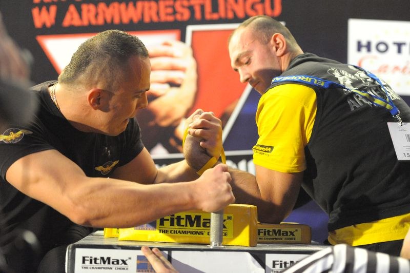 XII Puchar Polski W Armwrestlingu Reka Lewa