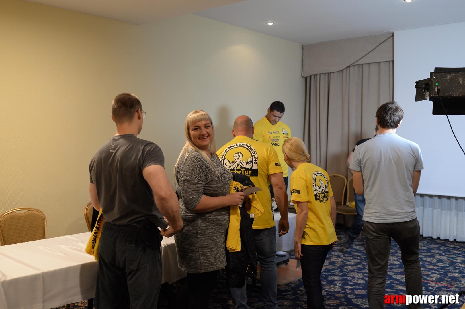 Zloty Tur 2015 By Mark Kazus Left Hand