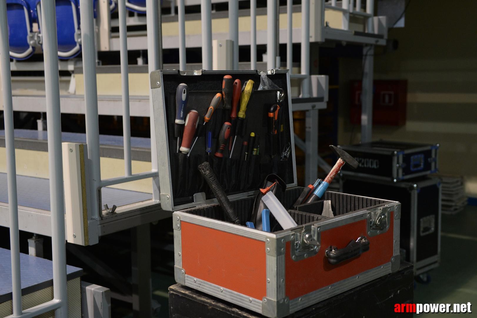 Zloty Tur 2015 By Mark Kazus Left Hand