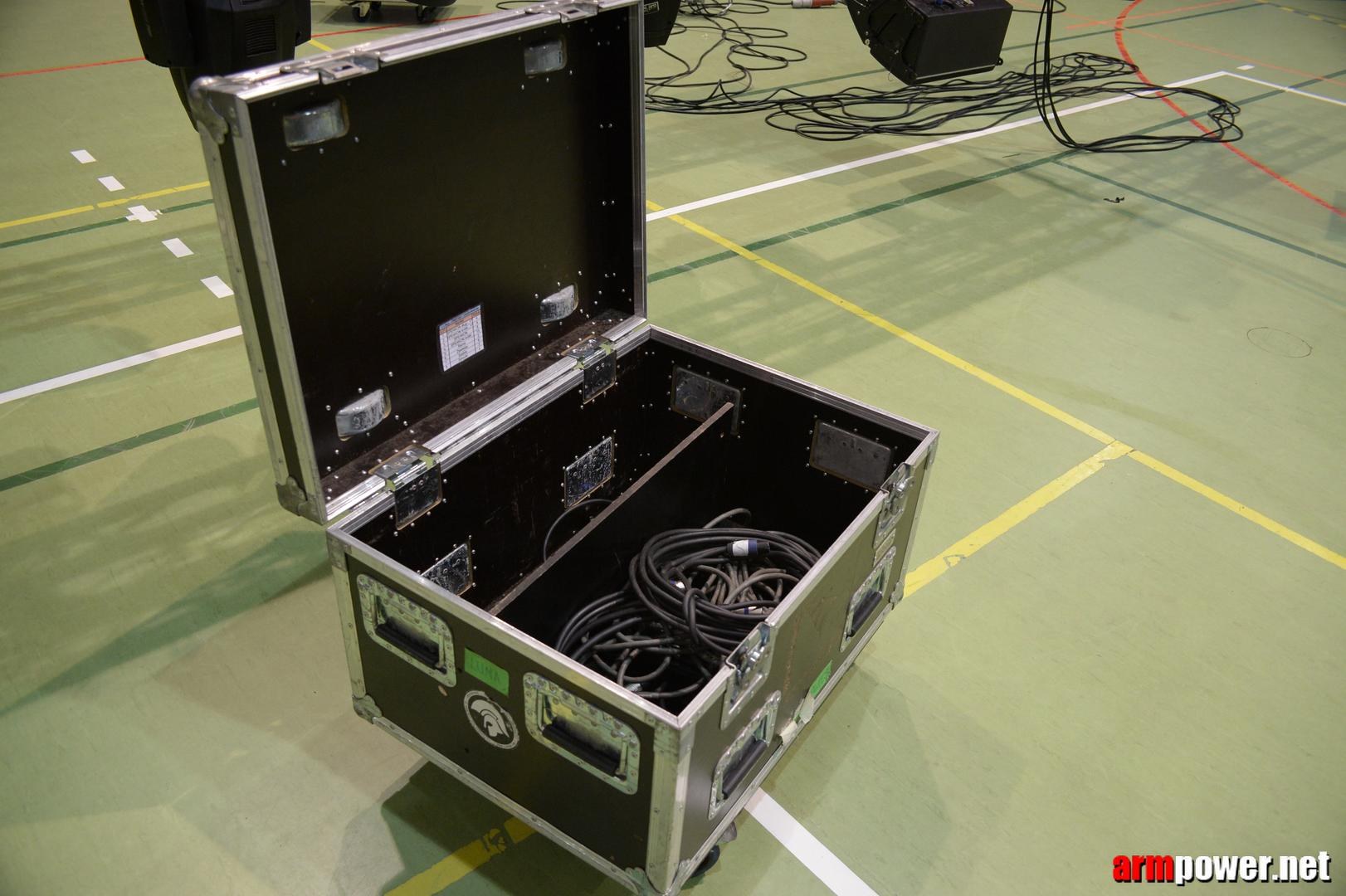 Zloty Tur 2015 By Mark Kazus Left Hand