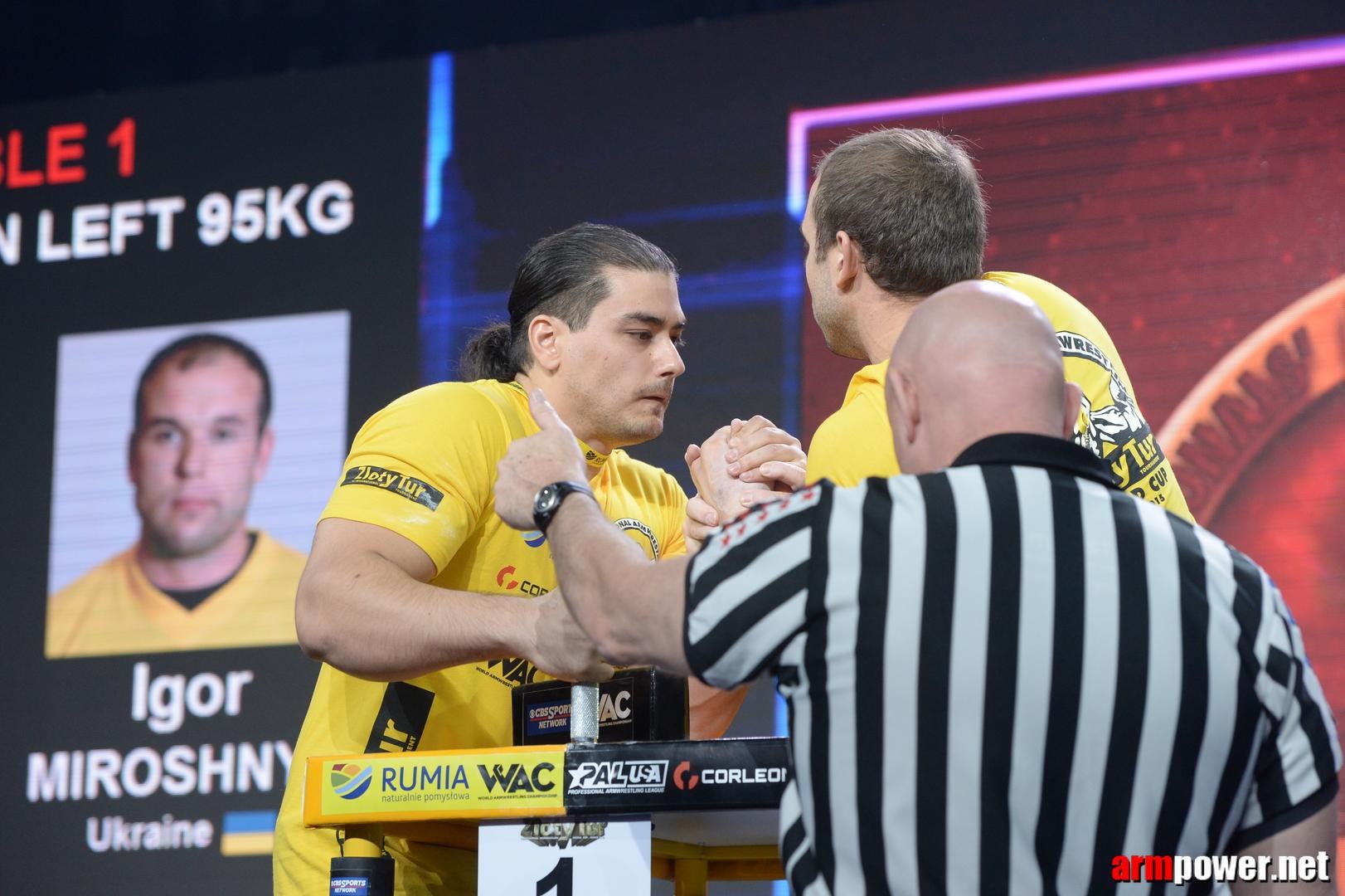 Zloty Tur 2015 By Mark Kazus Left Hand