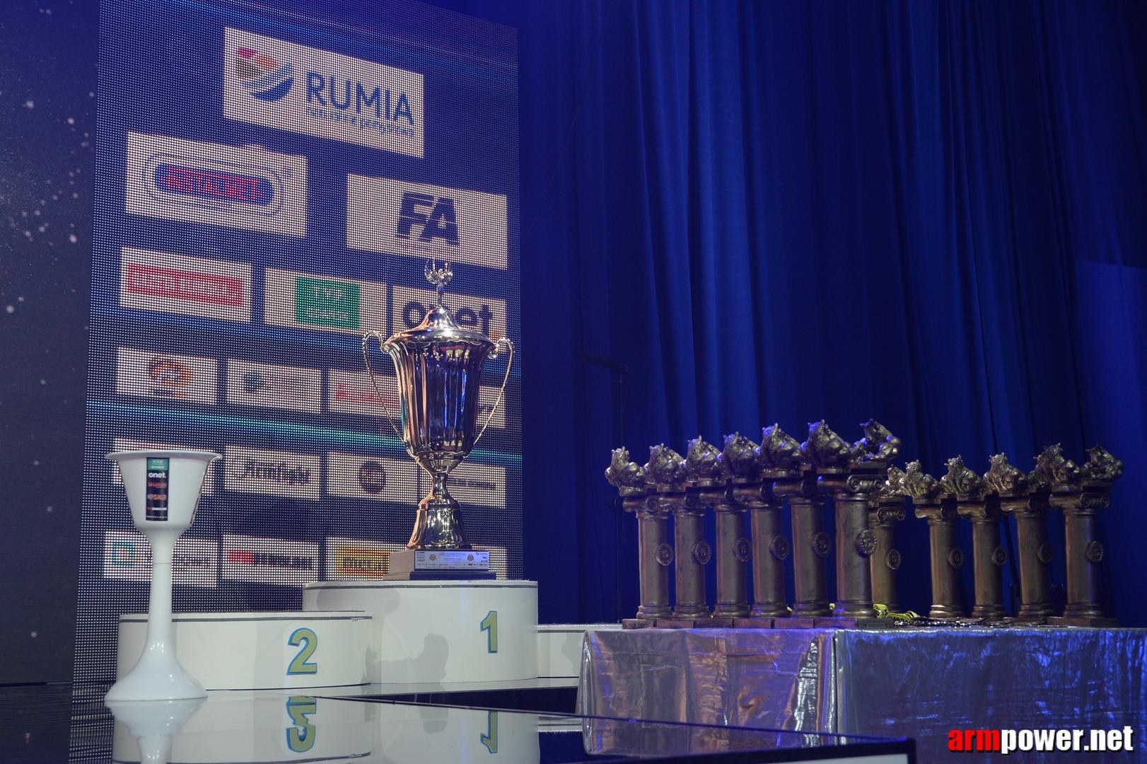 Zloty Tur 2015 By Mark Kazus Left Hand