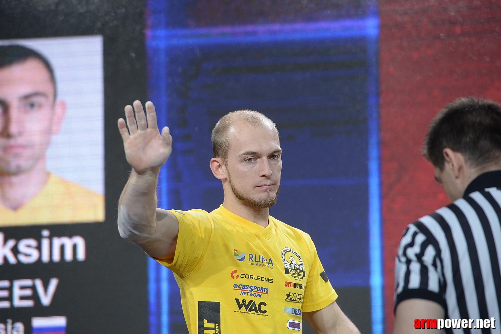 Zloty Tur 2015 By Mark Kazus Right Hand