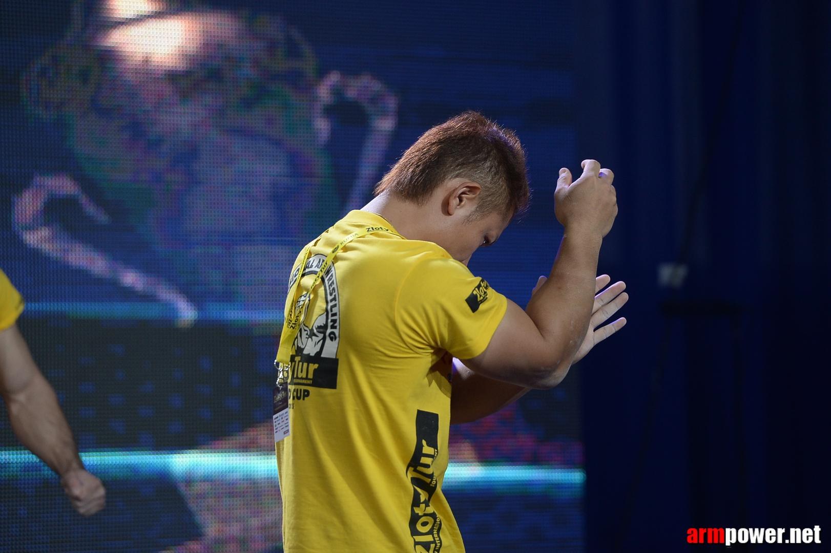 Zloty Tur 2015 By Mark Kazus Right Hand