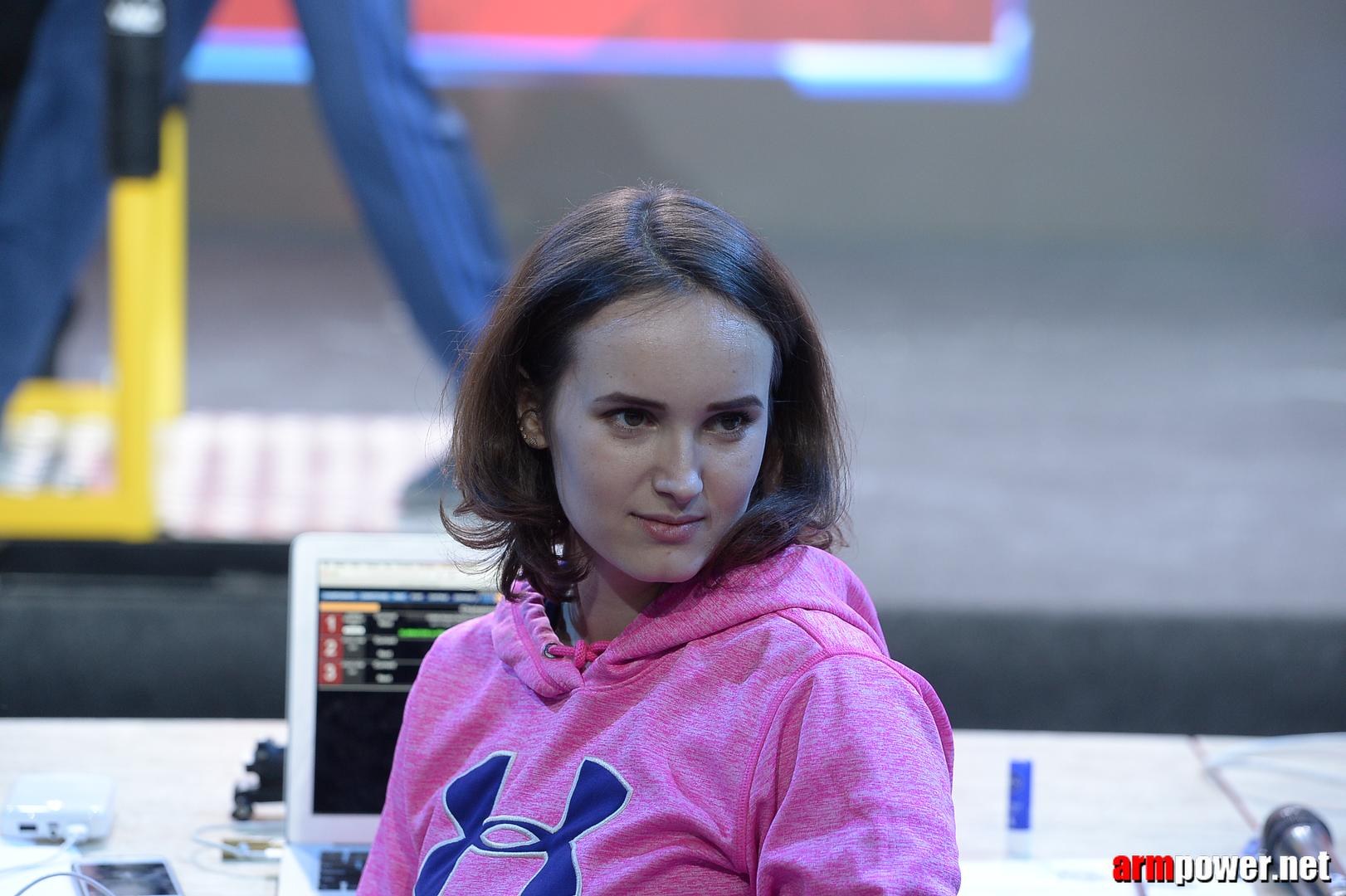 Zloty Tur 2015 By Mark Kazus Right Hand