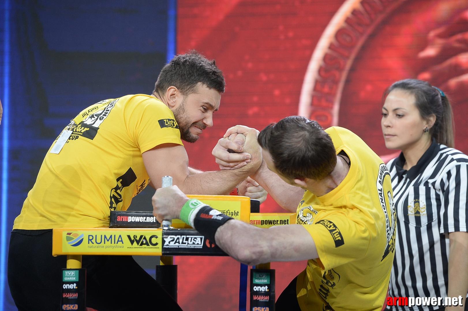 Zloty Tur 2015 By Mark Kazus Right Hand