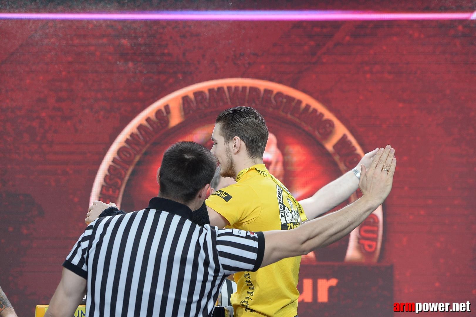 Zloty Tur 2015 By Mark Kazus Right Hand