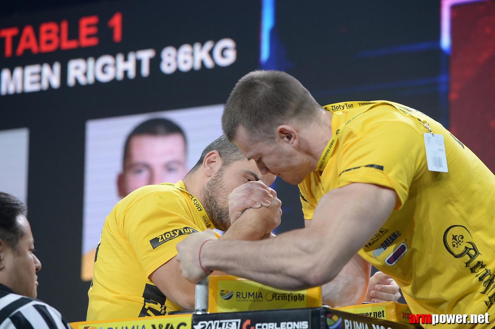 Zloty Tur 2015 By Mark Kazus Right Hand