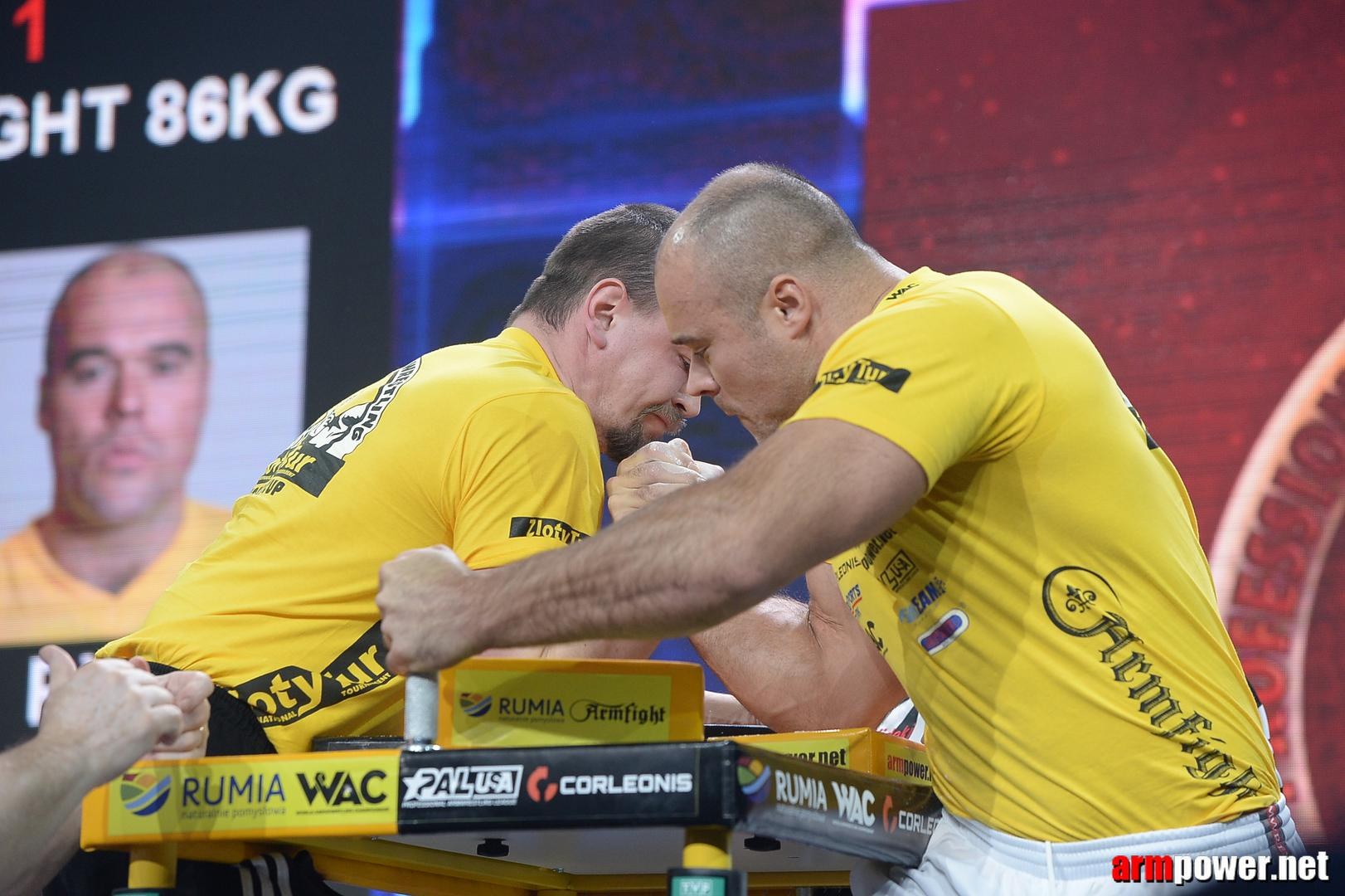 Zloty Tur 2015 By Mark Kazus Right Hand